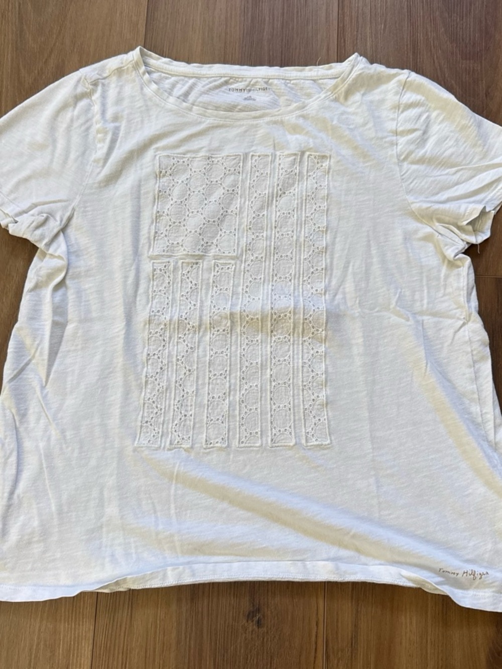 Tommy Hilfiger Women's Short Sleeve Tee White Large